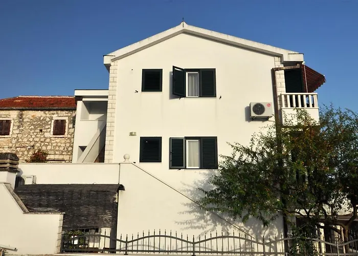 Rokic Apartamento Seget Vranjica