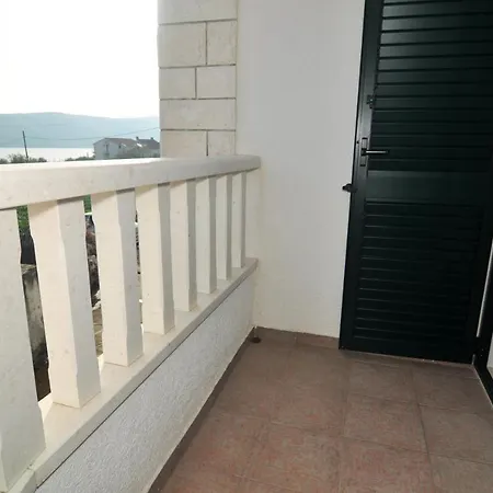 Rokić Apartament Seget Vranjica