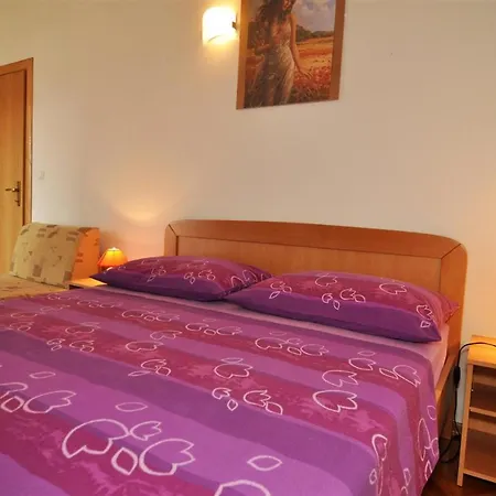 Rokic Apartment *